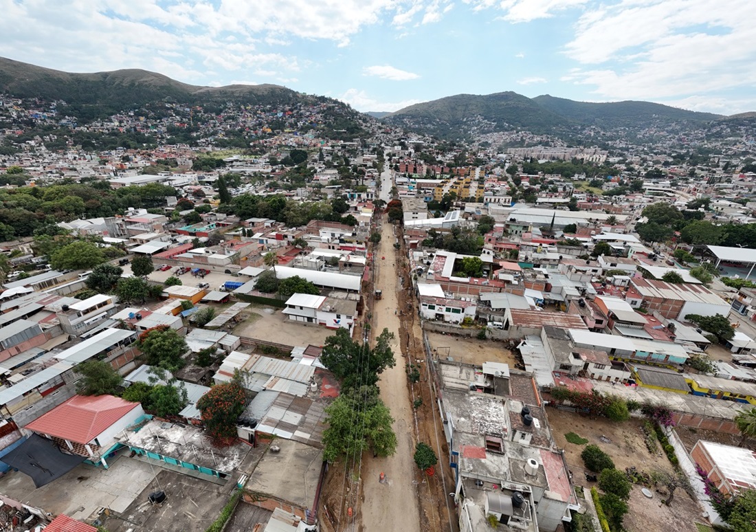 Avanza SIC en la modernización de la calzada Valerio Trujano en San Martín Mexicapam Avanza SIC en la modernización de la calzada Valerio Trujano en San Martín Mexicapam