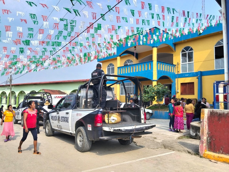 Concluye en paz jornada de elecciones en tres municipios de Oaxaca Concluye en paz jornada de elecciones en tres municipios de Oaxaca