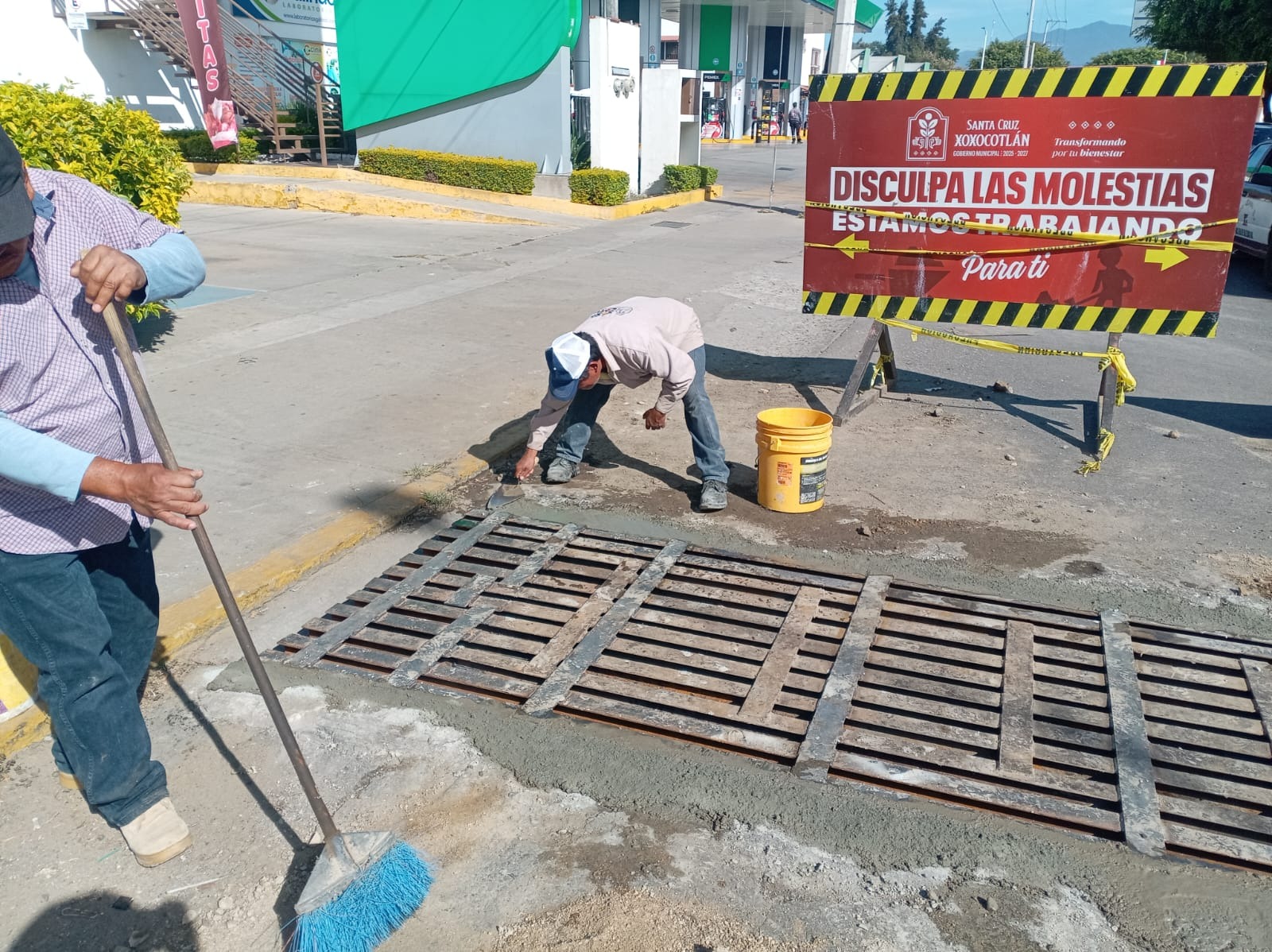 Rehabilitan rejillas pluviales en el boulevard Nuu Ita Nuu Yoo de Xoxocotlán