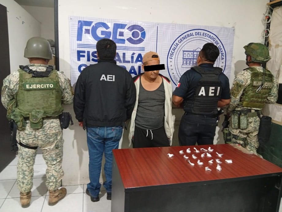 Fiscalía de Oaxaca obtiene vinculación a proceso contra detenido en cateo por posesión de metanfetaminas en Mitla Fiscalía de Oaxaca obtiene vinculación a proceso contra detenido en cateo por posesión de metanfetaminas en Mitla