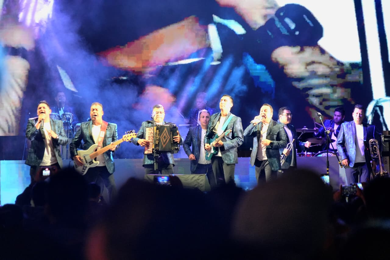 Vibra Alameda de León con 8 mil personas asistentes a conciertos musicales de Noche de Rábanos: Sectur Oaxaca