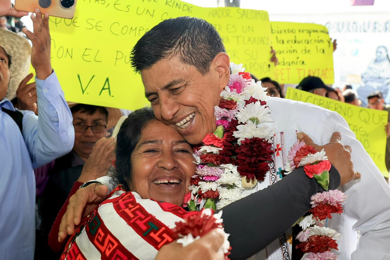 AFIRMA EL GOBERNADOR SALOMÓN JARA QUE YA SE PAGÓ LA DEUDA  HISTÓRICA CON LA MIXTECA, PORQUE LA REGIÓN YA ES EL NUEVO POLO DE DESARROLLO DEL SUR