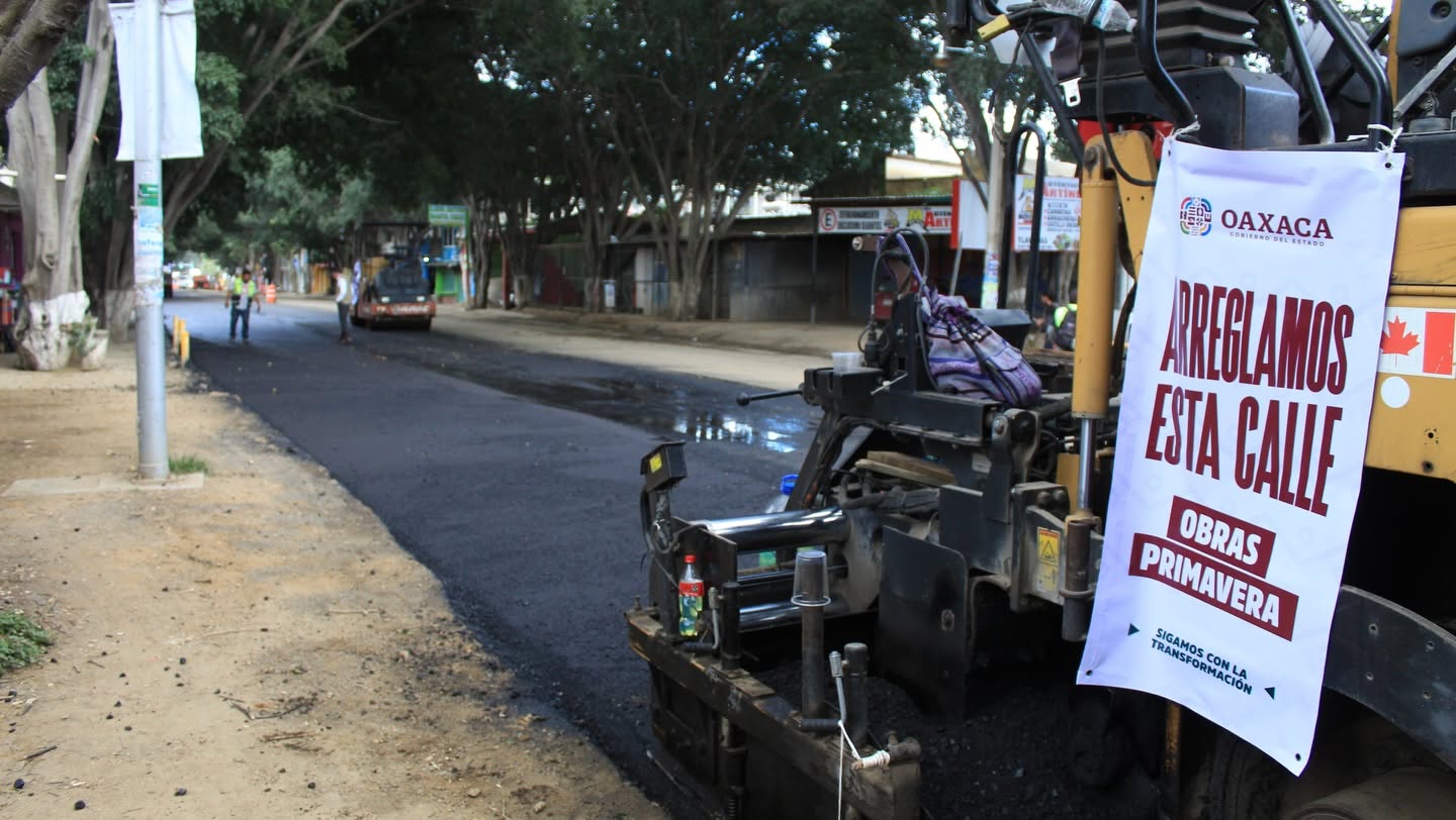 Avanza SIC trabajos de bacheo y reencarpetamiento en vialidades de la ZMO