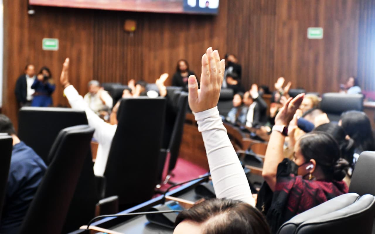 Exhortan a corporaciones viales y municipios a implementar operativos y campañas de concientización para evitar el traslado de menores en motocicletas