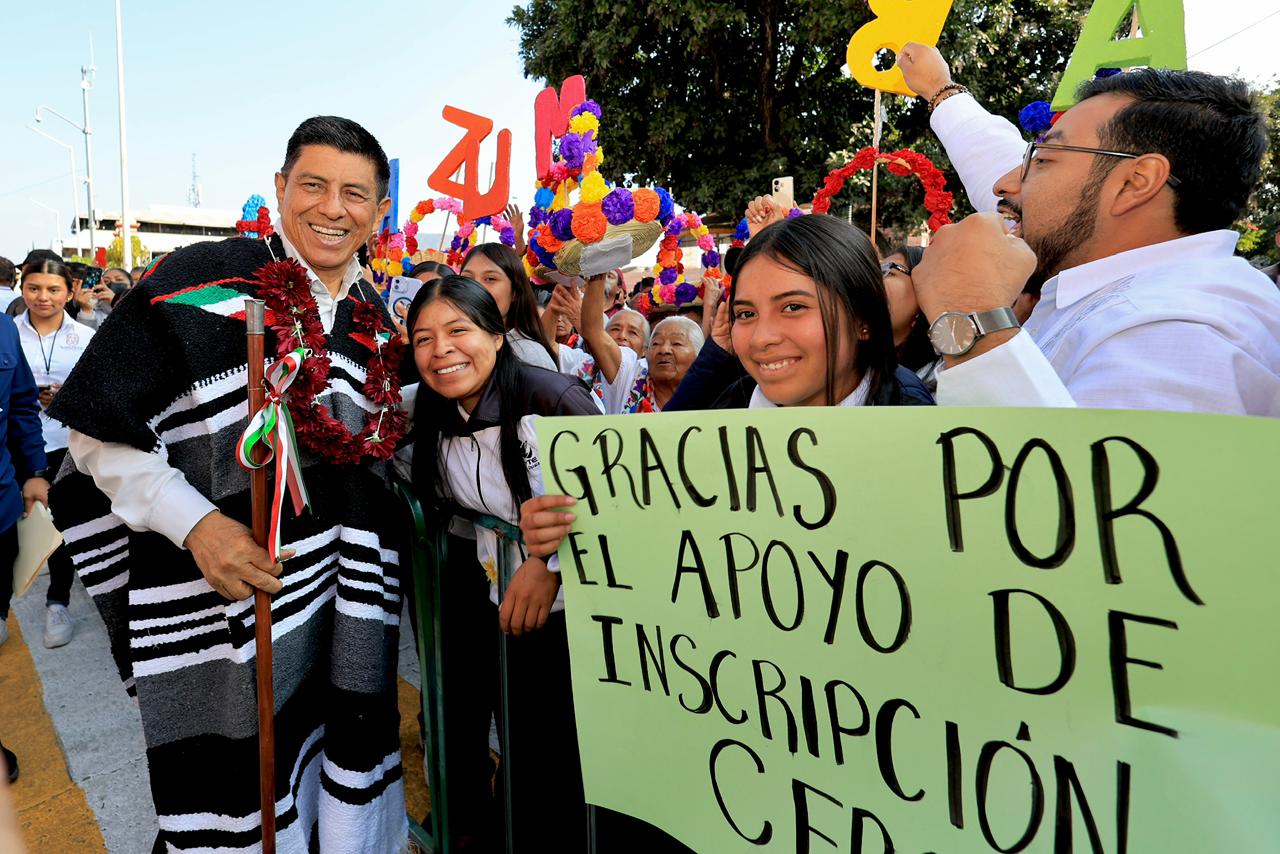 Avanza transformación de Mixteca de Oaxaca con 106 obras de construcción y rehabilitación de caminos realizadas por Salomón Jara