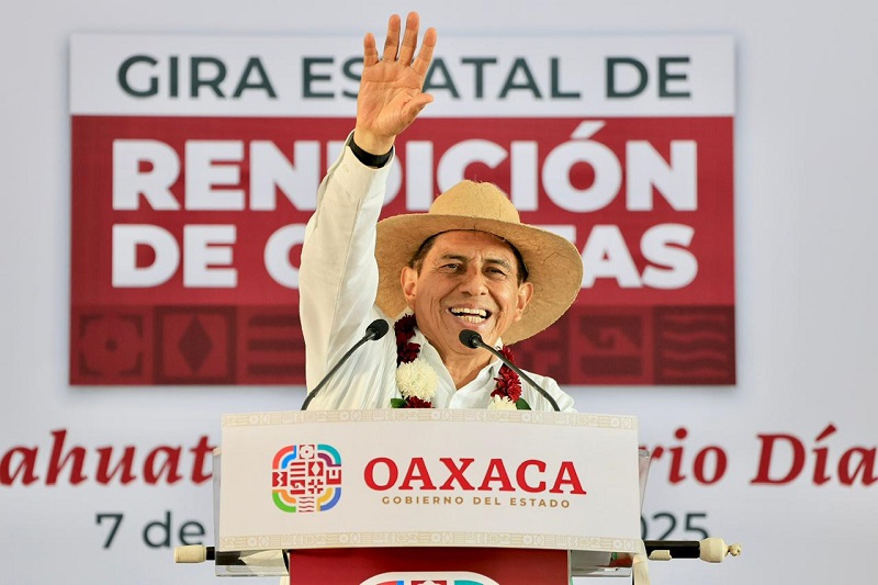 En 3 años, Salomón Jara transforma campo de la Sierra Sur con apoyos para producción de maíz, mezcal, miel y café