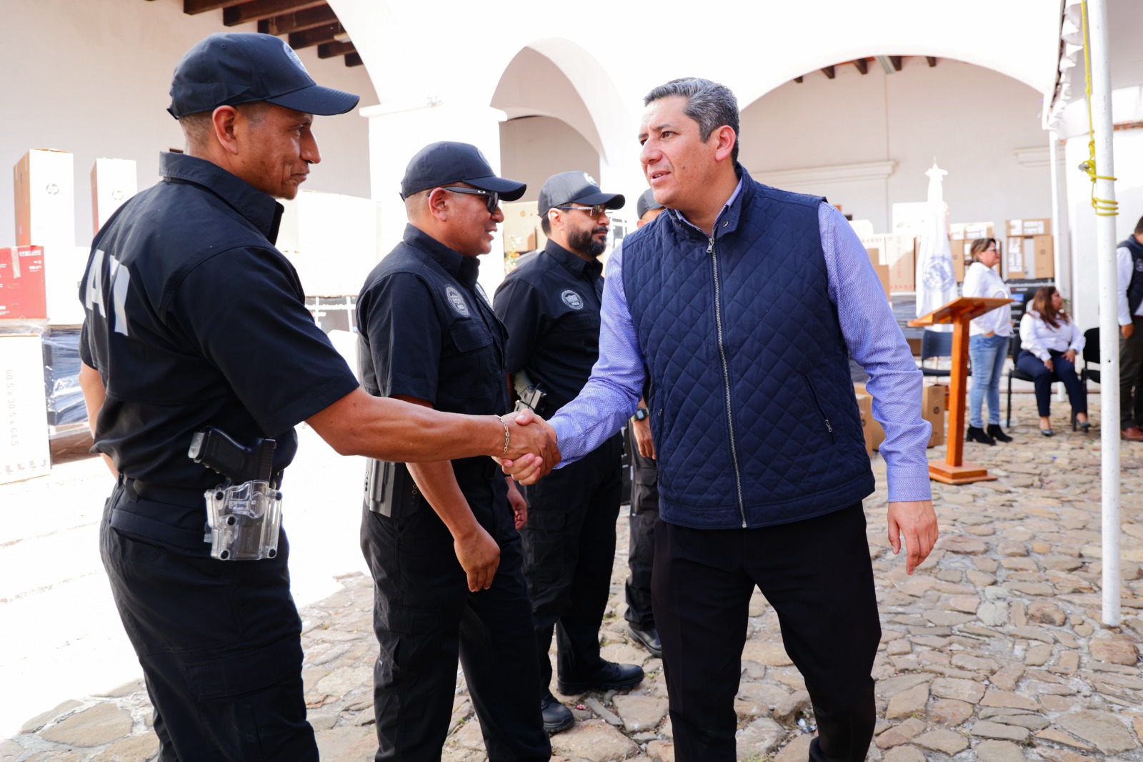 Fiscalía de Oaxaca realiza inversión más importante en la última década, entrega: vehículos, drones, computadoras y dota de tecnología para fortalecer infraestructura y operatividad