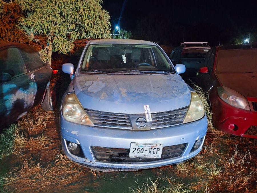 Asegura Policía Vial Estatal a 2 personas en filtros de alcoholimetría por portación de arma de fuego y conducción de auto robado