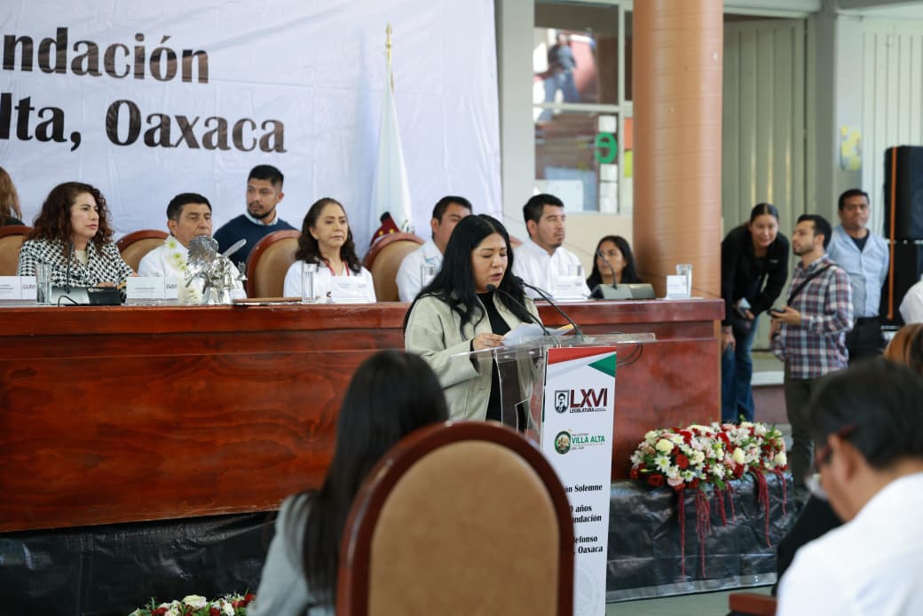 Reconoce diputada Tania Caballero Navarro a San Ildefonso Villa Alta por sus 500 años de historia