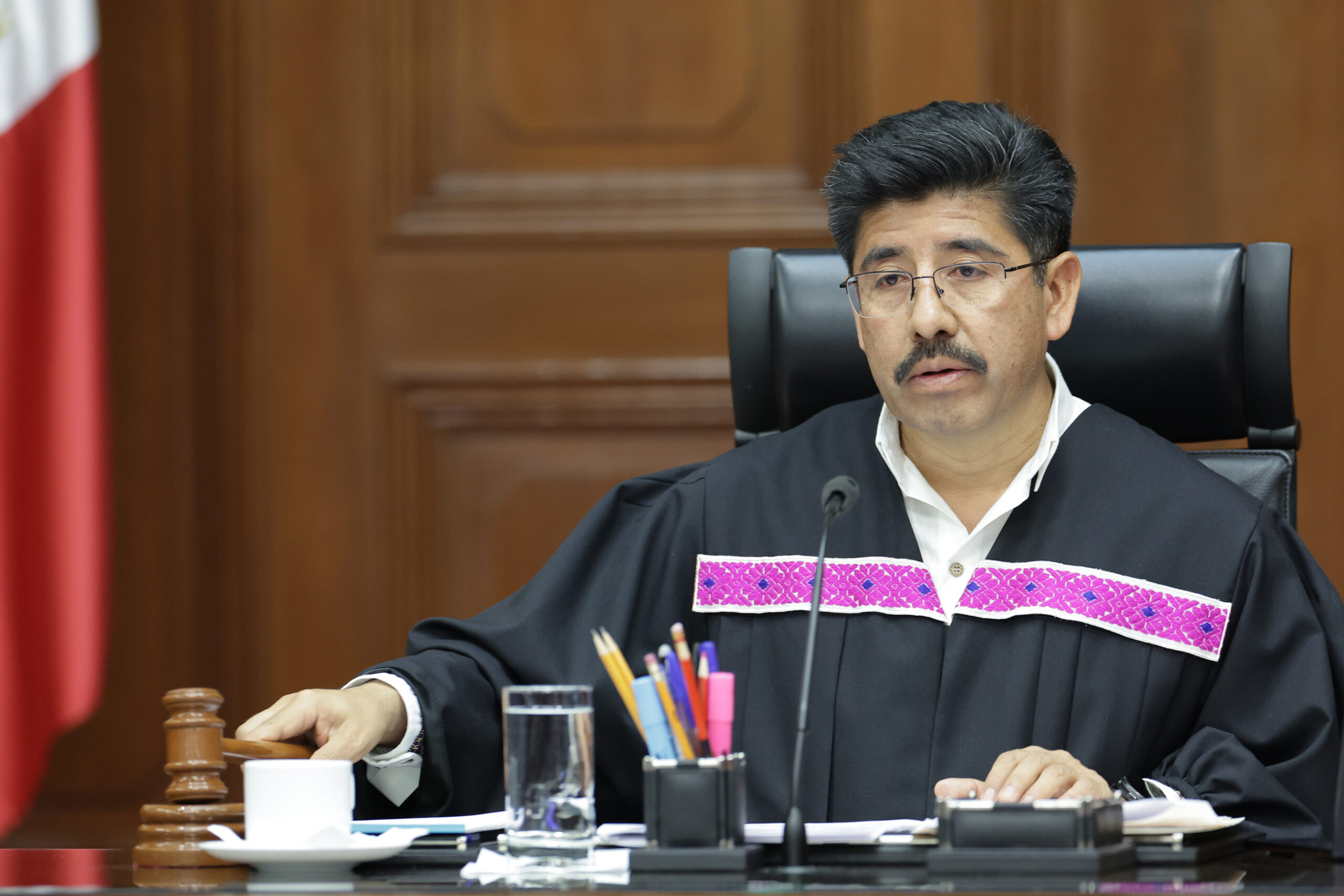 LA SUPREMA CORTE FORTALECE EL ACCESO A LA JUSTICIA, LA PROTECCIÓN DE NIÑAS, NIÑOS Y ADOLESCENTES; FIJA CRITERIOS SOBRE COMPETENCIA JUDICIAL Y VENTAJA INDEBIDA EN AMPARO