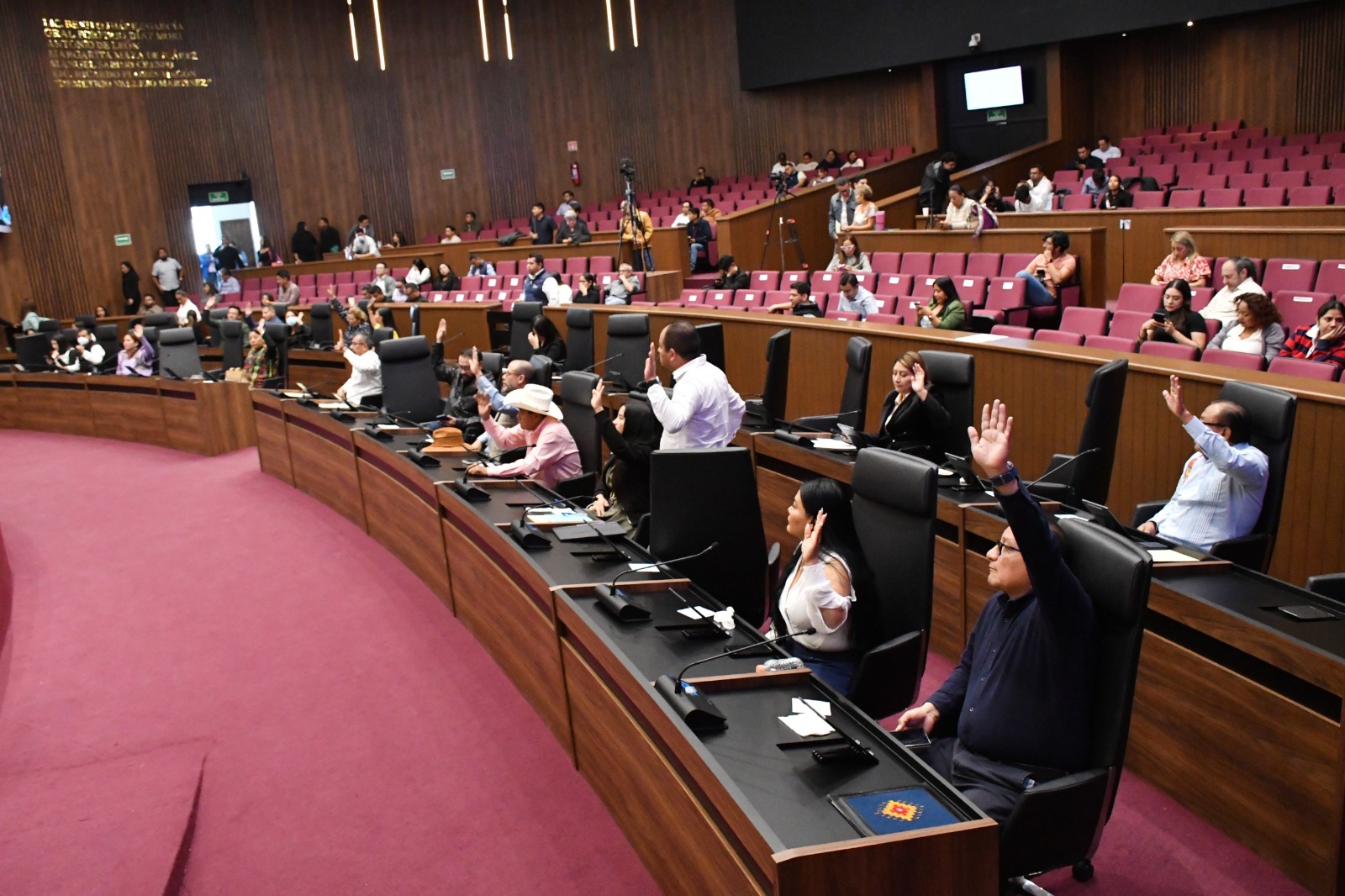 Congreso del Estado exhorta a autoridades educativas y de gobierno a garantizar la prohibición de comida chatarra en escuelas de Oaxaca