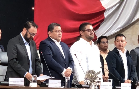 REDUCE DEUDA PÚBLICA DE OAXACA A LA MITAD, SE HAN PAGANDO 26 MIL DE 35 MIL MILLONES DE PESOS HEREDADOS POR LOS GOBIERNO DEL PRI.
