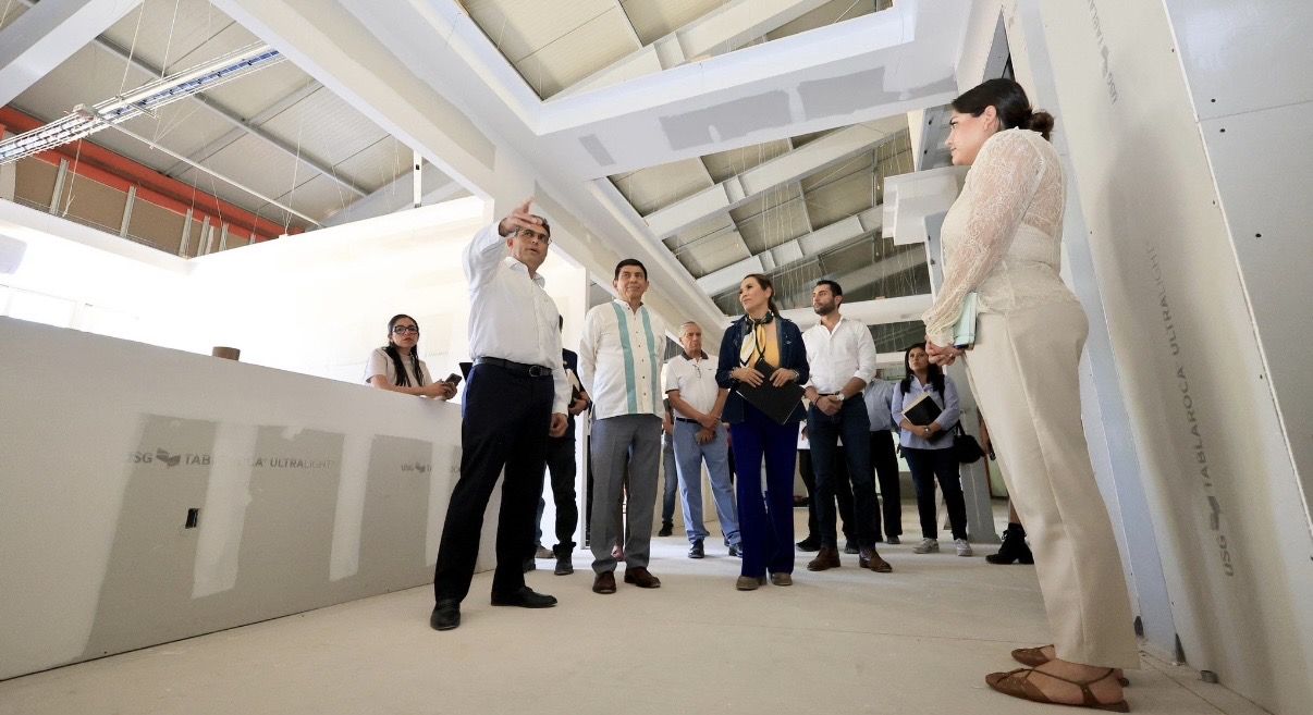 Supervisa Salomón Jara Centro de Innovación y Diseño Industrial de Oaxaca, único en su tipo en el sur de México