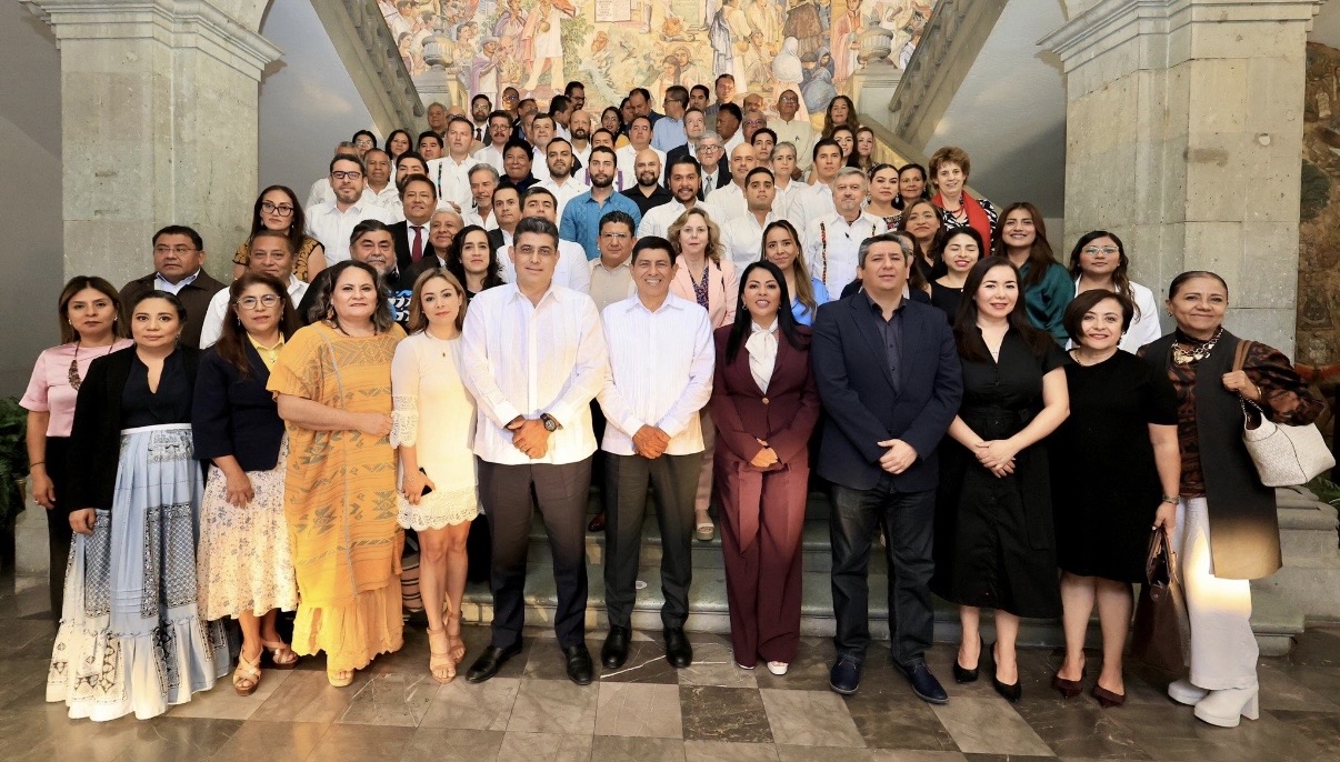 Establece Salomón Jara compromisos con sector empresarial para consolidar a Oaxaca como polo de inversión