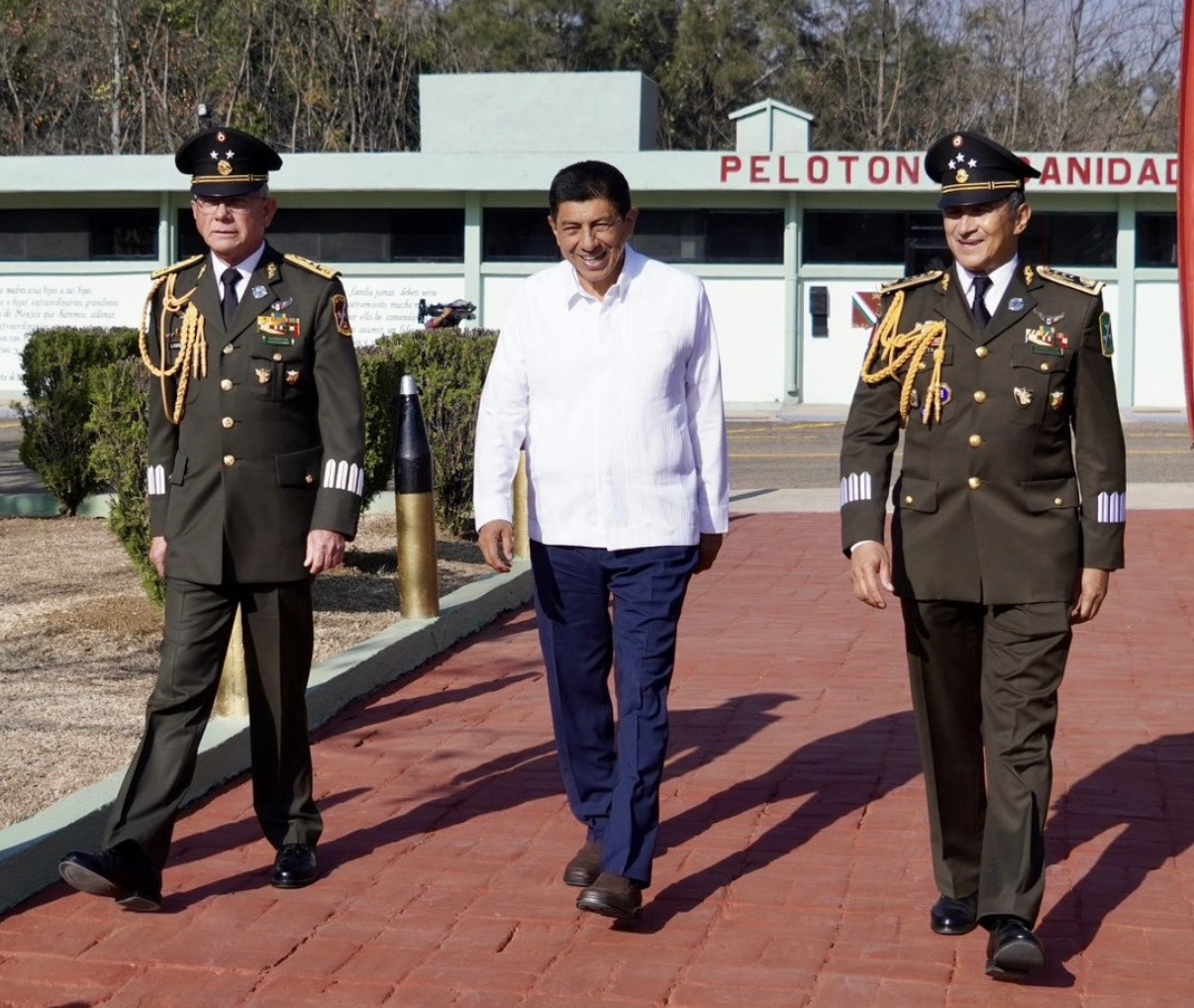 Reconoce Salomón Jara trabajo del Ejército Mexicano, pilar fundamental del Estado Reconoce Salomón Jara trabajo del Ejército Mexicano, pilar fundamental del Estado