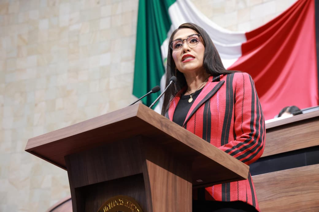 CON EXITO Y CLAROS RESULTADOS, COMPARECE ANTE DIPUTADOS DE OAXACA, YESENIA NOLASCO TITULAR DE SEMOVI, ES RECONOCIDA POR HABER LOGRADO PONER EN OPERACION EL BINNI BUS, LO QUE NO LOGRO CUE, NI MURAT