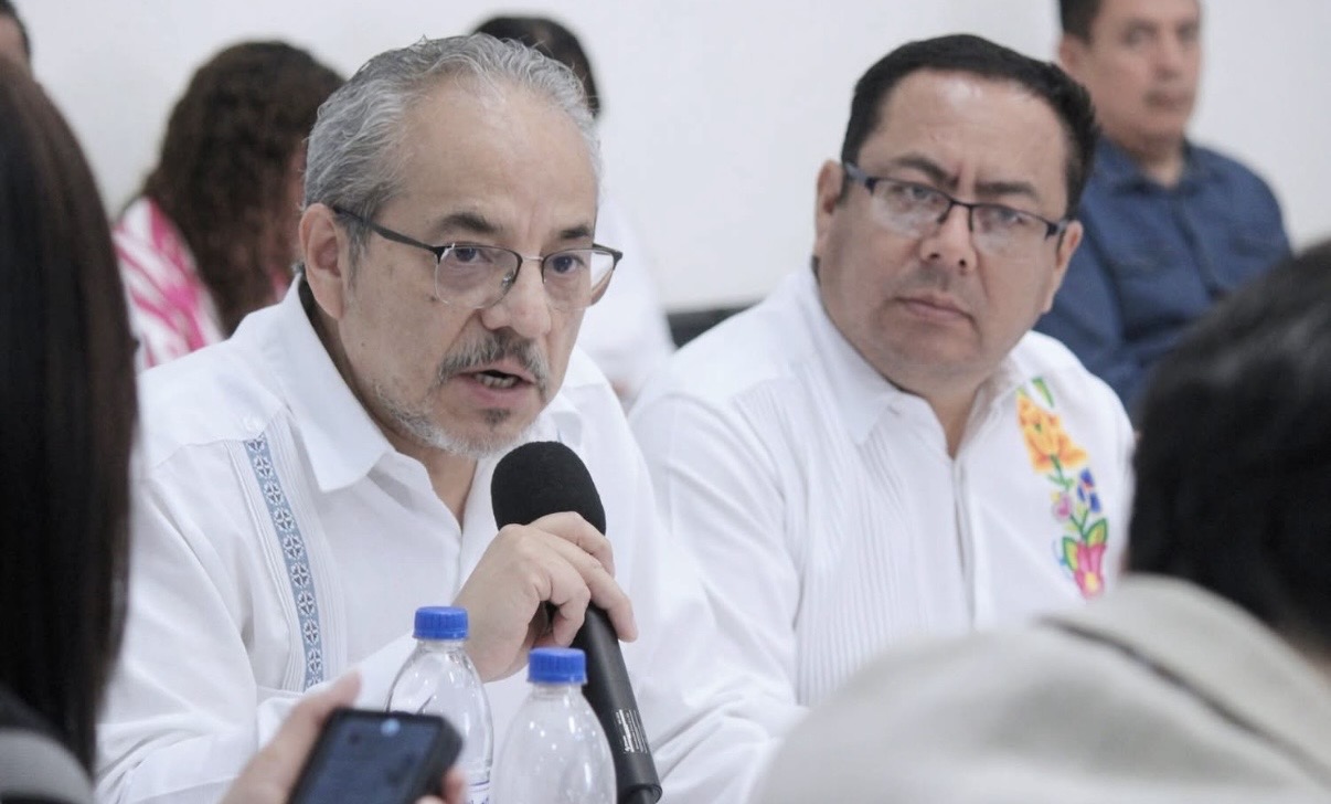 PROTESTAN MÉDICOS Y ENFERMEROS EN OAXACA POR FALTA DE MEDICAMENTOS Y VIOLACION A DERECHOS LABORALES. INTERVIENE EL STNSS.