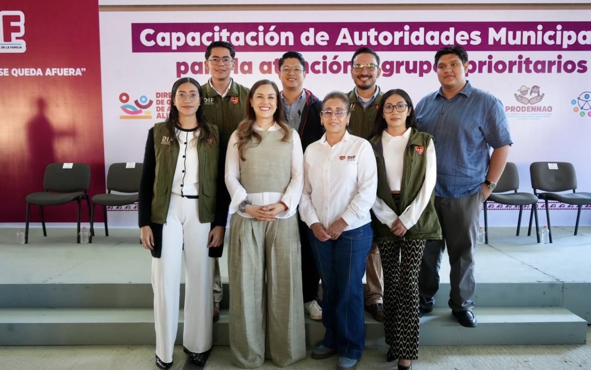 Cuenta Oaxaca de Juárez con un DIF Municipal más capacitado en la atención a grupos prioritarios* Cuenta Oaxaca de Juárez con un DIF Municipal más capacitado en la atención a grupos prioritarios*