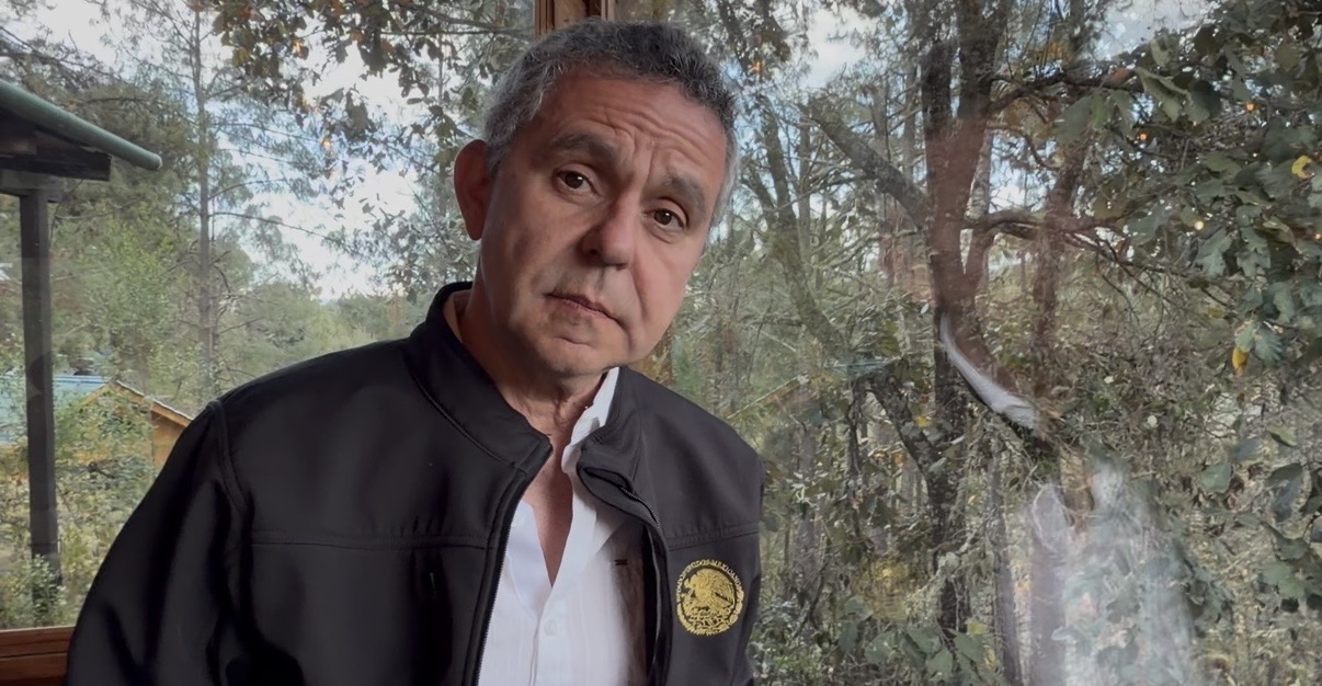 COMPLEJO QUE POR PRESIONES DE LA CNTE SE REVOQUE A LA LEY DEL ISSSTE: SEGOB COMPLEJO QUE POR PRESIONES DE LA CNTE SE REVOQUE A LA LEY DEL ISSSTE: SEGOB