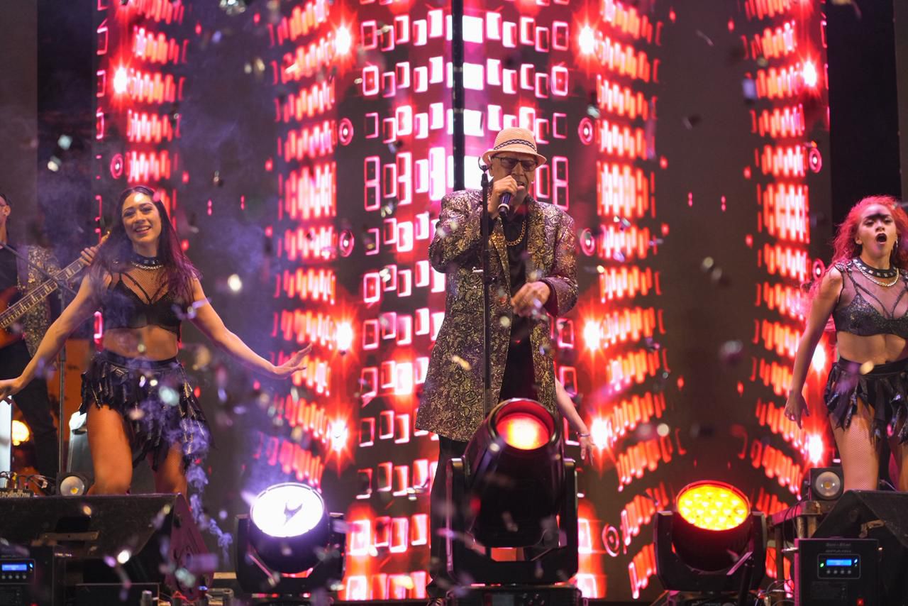 Xoxocotlán vibra con tradición y música en el Quinto Martes de Brujas Xoxocotlán vibra con tradición y música en el Quinto Martes de Brujas