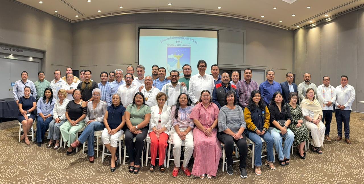Directores apuestan por la unidad y el consenso y levantan la mano a favor de Farid Acevedo para que sea rector de la UABJO