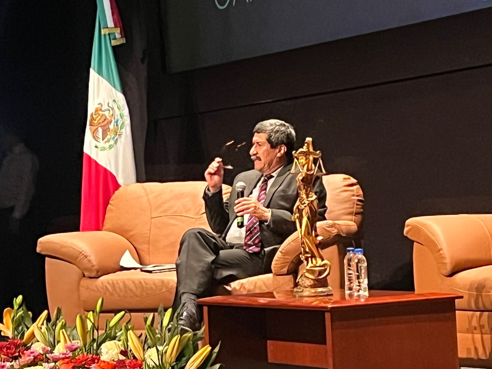 Pide Corral nuevo modelo de justicia mas eficaz y humano Pide Corral nuevo modelo de justicia mas eficaz y humano