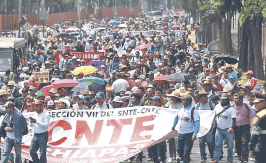 MAESTROS DE LA SECCIÓN 22 DE LA CNTE VAN A BOICOTEAR EL MUNDIAL DEL FÚTBOL SIN NO SE DEROGA LA LEY DEL ISSSTE