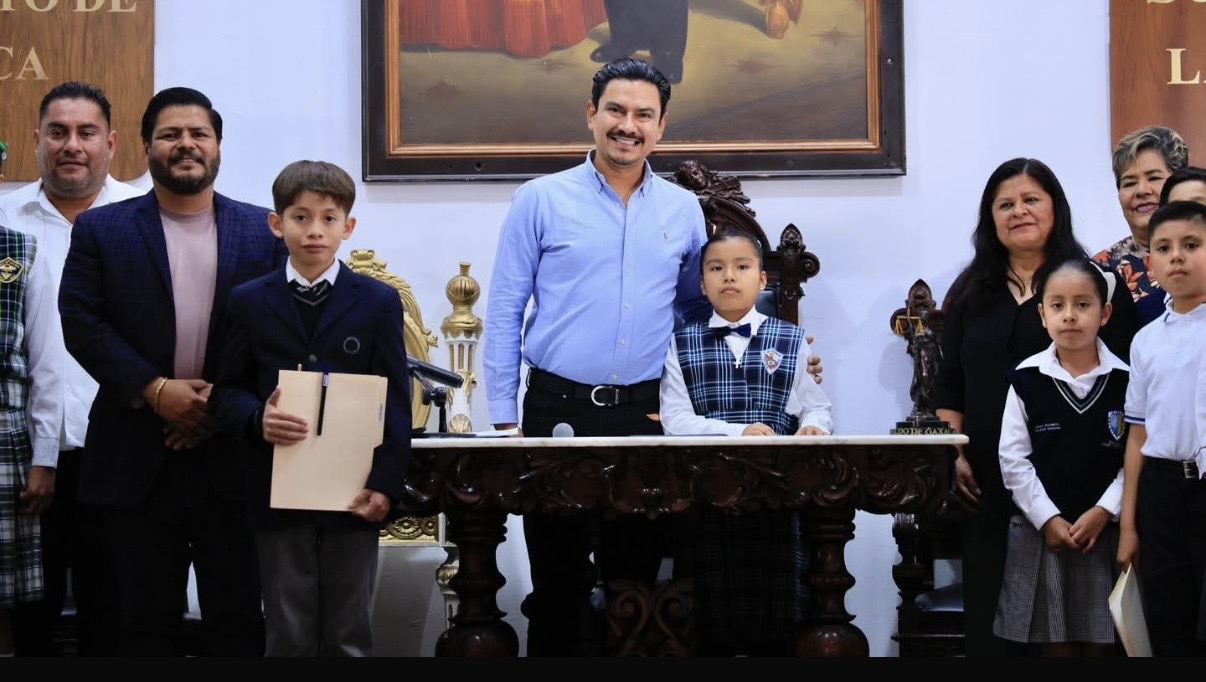 Instalan Cabildo Infantil en Oaxaca de Juárez