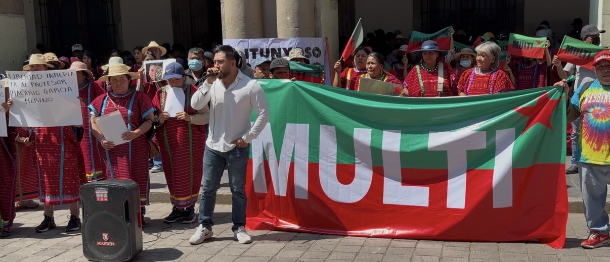 PROTESTAN EN OAXACA PARA EXIGIR LA LIBERTAD DE LÍDER TRIQUI, AL QUE DECLARAN SUS SEGUIDORES PRESO POLÍTICO