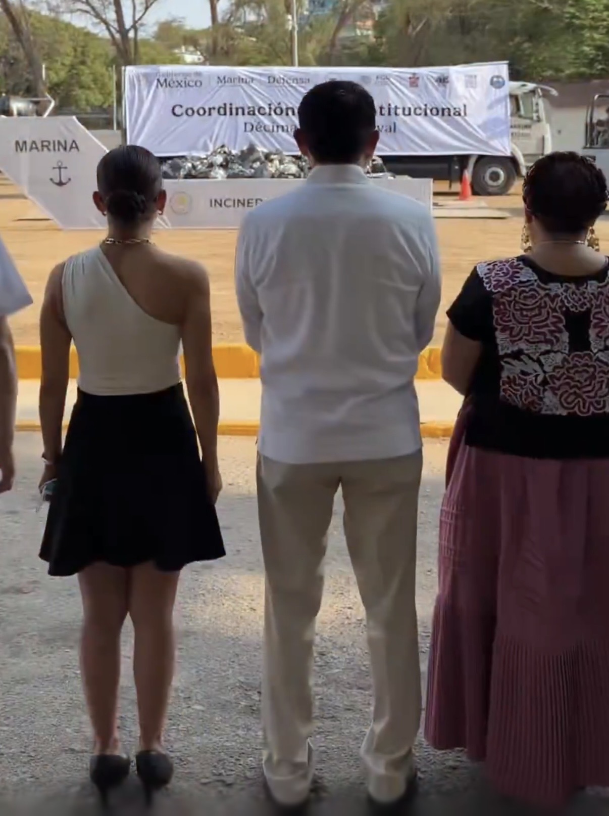 Destruyen Fuerzas Armadas y el gobernador Salomon Jara mas de 2 toneladas de cocaina incautada al crimen organizado en Oaxaca Destruyen Fuerzas Armadas y el gobernador Salomon Jara mas de 2 toneladas de cocaina incautada al crimen organizado en Oaxaca