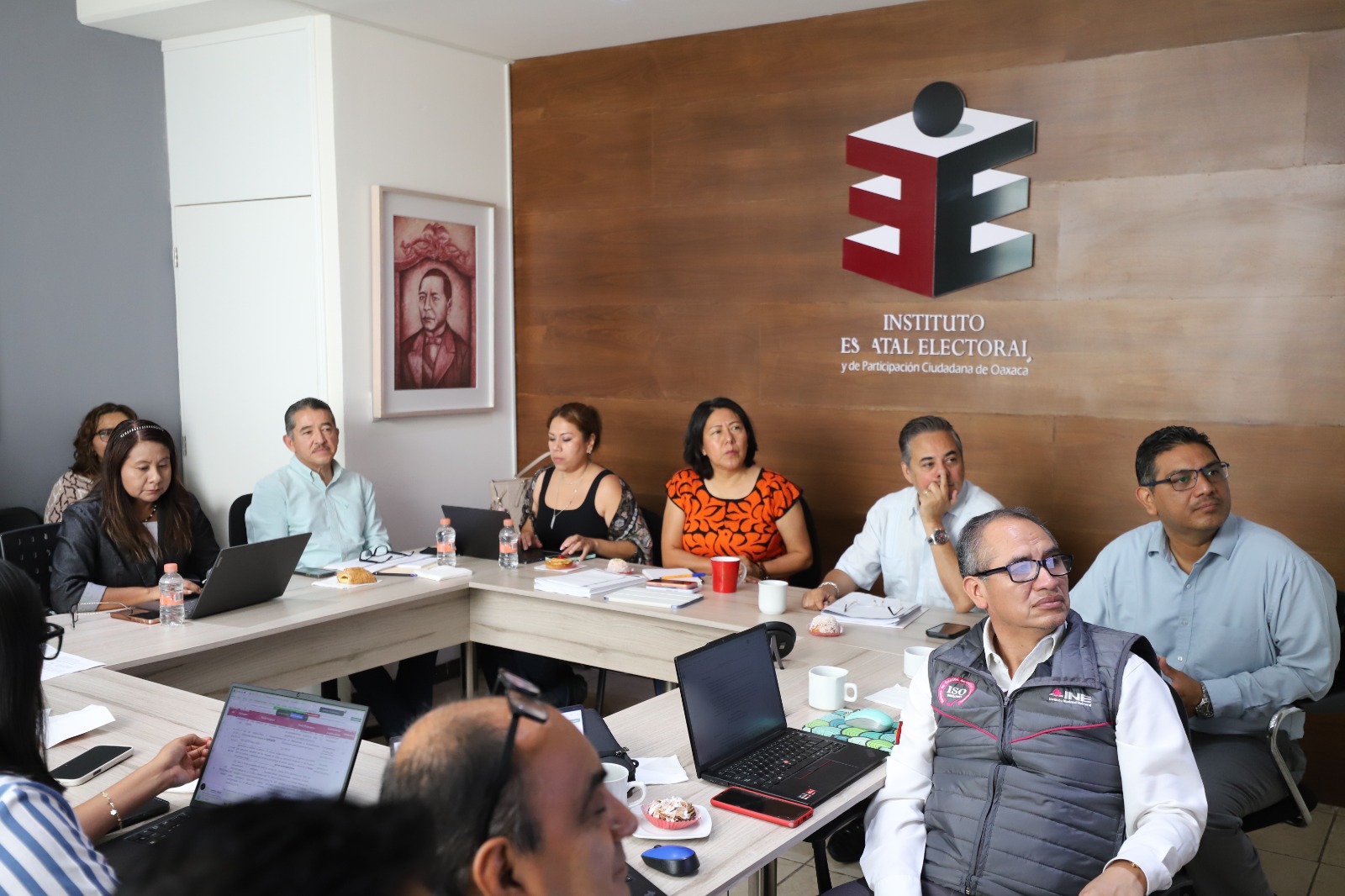 IEEPCO e INE realizan mesa de trabajo rumbo a los Procesos Electorales 2026–2027