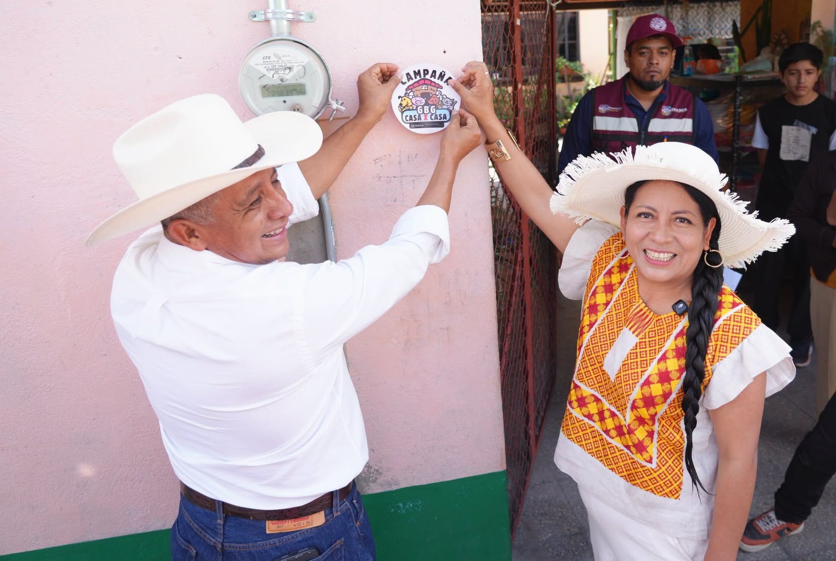 Inicia en Xoxocotlán campaña de prevención y combate al gusano barrenador del ganado Inicia en Xoxocotlán campaña de prevención y combate al gusano barrenador del ganado