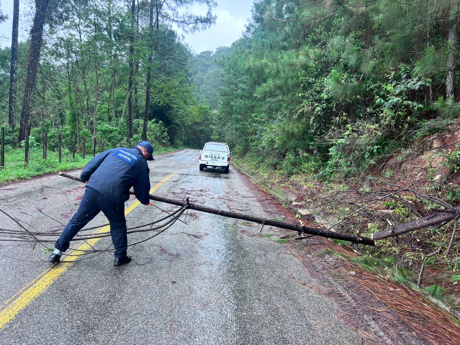 Atiende Gobierno de Oaxaca afectaciones por lluvias en Salina Cruz y Santa Catarina Juquila Atiende Gobierno de Oaxaca afectaciones por lluvias en Salina Cruz y Santa Catarina Juquila