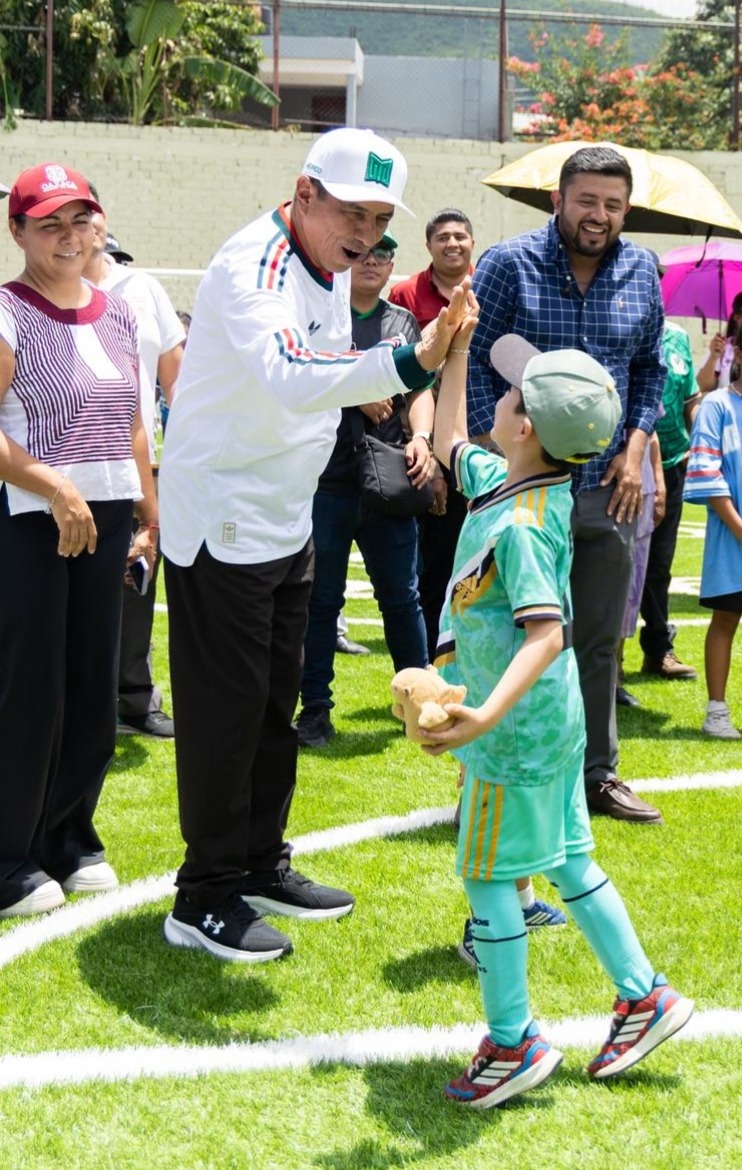 Con inversión de 69.5 mdp para canchas “Mundial Social” en Oaxaca; infancias y juventudes tienen mejores oportunidades
