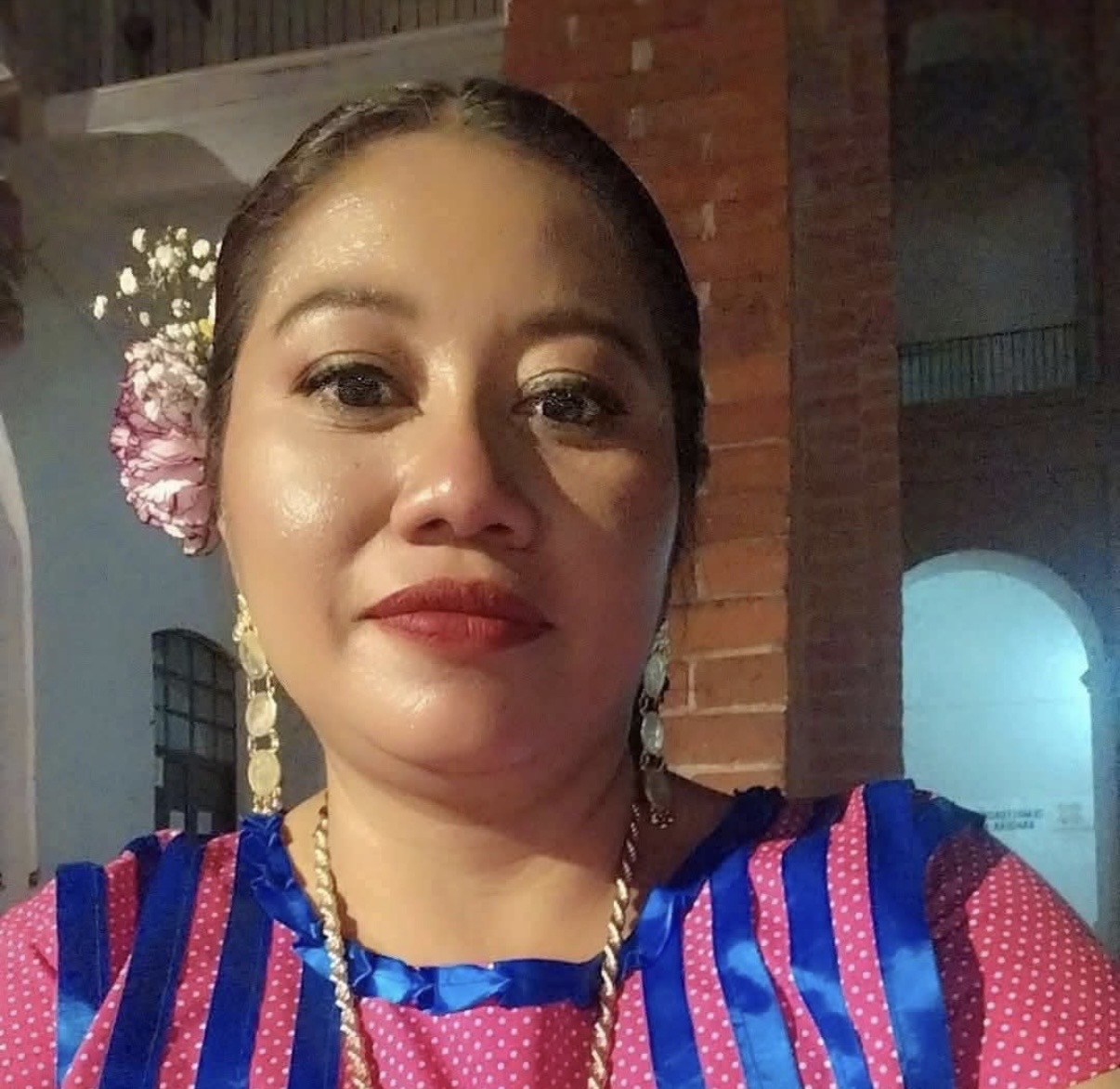 COLECTIVOS EN OAXACA PIDEN JUSTICIA POR FEMINICIDIO DE UNA EMPLEADA COMUNITARIA COLECTIVOS EN OAXACA PIDEN JUSTICIA POR FEMINICIDIO DE UNA EMPLEADA COMUNITARIA
