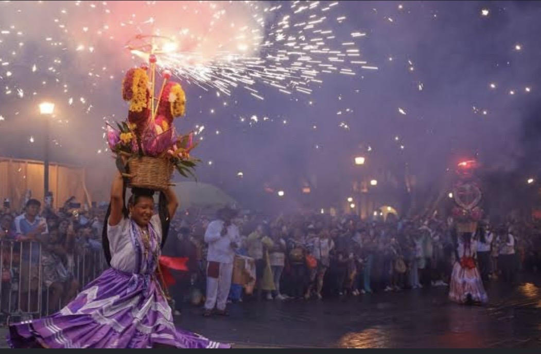 REDUCEN USO DE PÓLVORA Y PIROTECNIA EN FIESTAS DE LA GUELAGUETZA PARA EVITAR INCIDENTES Y CONATOS DE FUEGO REDUCEN USO DE PÓLVORA Y PIROTECNIA EN FIESTAS DE LA GUELAGUETZA PARA EVITAR INCIDENTES Y CONATOS DE FUEGO
