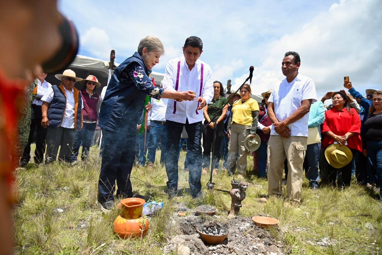 Reiteran Gobiernos de Oaxaca y México compromiso para fortalecer acciones de reforestación en Oaxaca