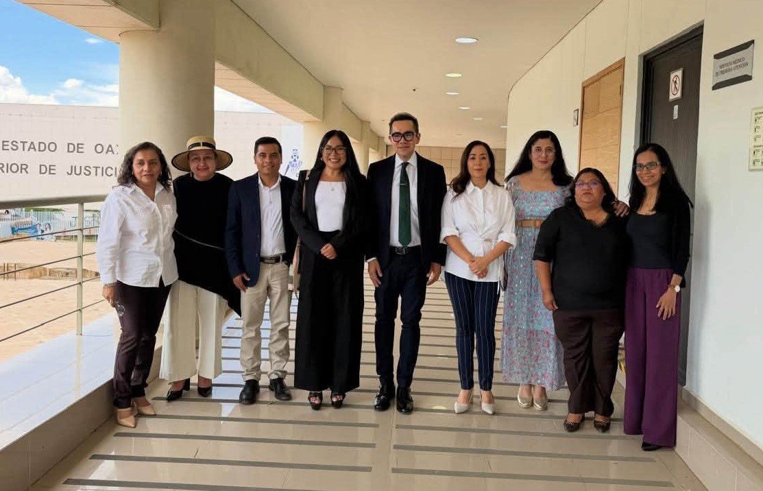 Tres Poderes de Oaxaca unen esfuerzos en la implementación del nuevo modelo de justicia civil y familiar Tres Poderes de Oaxaca unen esfuerzos en la implementación del nuevo modelo de justicia civil y familiar