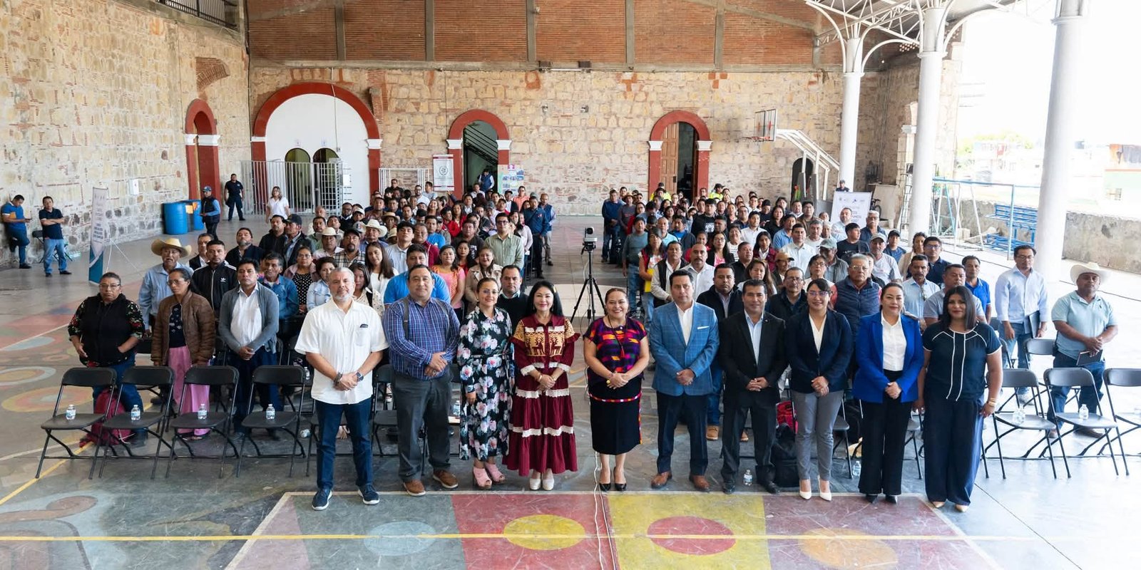 Inicia en Tlaxiaco Curso Especializado en oralidad civil y familiar que reúne a casi dos mil participantes