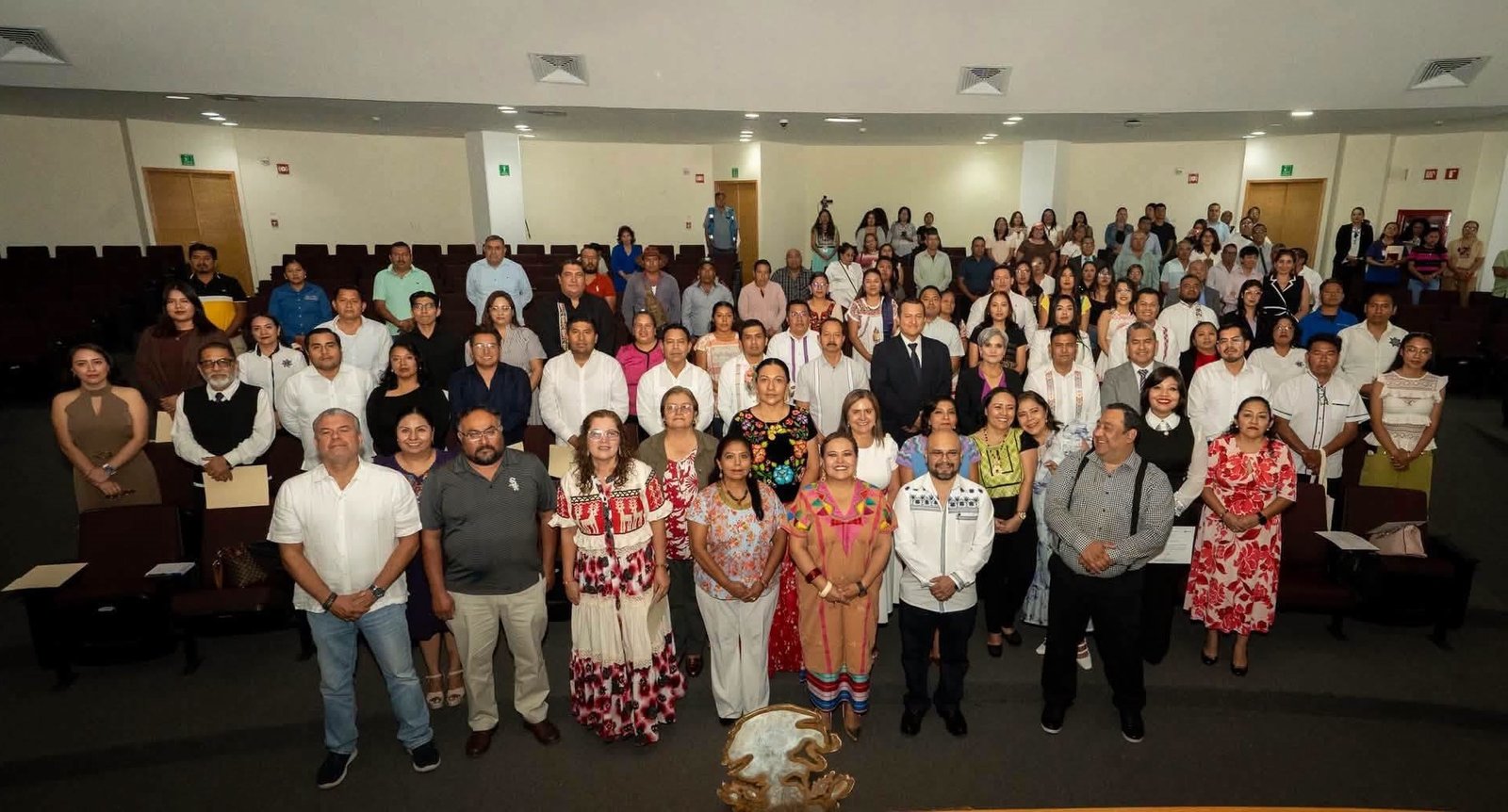 Concluye la primera generación del Diplomado de Facilitadores Comunitarios y Agentes de Paz Concluye la primera generación del Diplomado de Facilitadores Comunitarios y Agentes de Paz