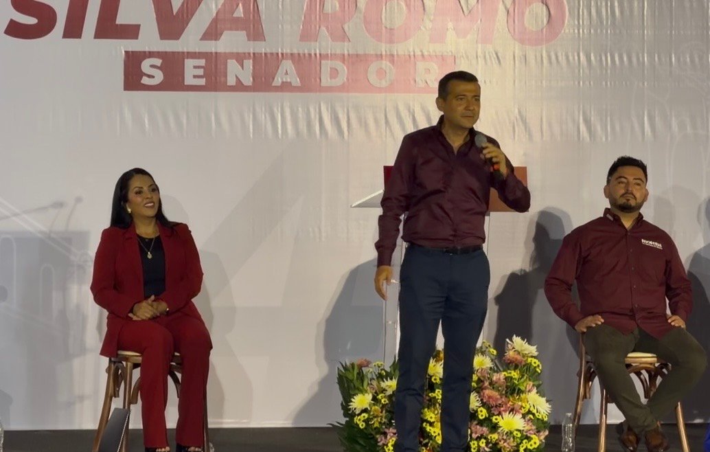 SE AUTODESTAPA EL SENADOR LUIS ALFONSO SILVA ROMO PARA BUSCAR LA CANDIDATURA A LA PRESIDENCIA MUNICIPAL DE LA CIUDAD DE OAXACA SE AUTODESTAPA EL SENADOR LUIS ALFONSO SILVA ROMO PARA BUSCAR LA CANDIDATURA A LA PRESIDENCIA MUNICIPAL DE LA CIUDAD DE OAXACA