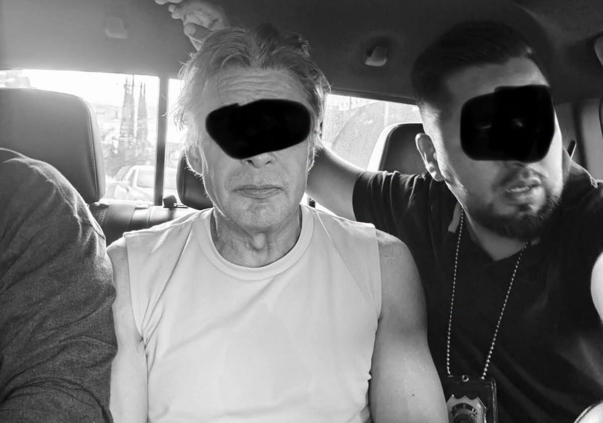 DETIENE POLICÍA A EX DIRECTOR DE RECURSOS HUMANOS EN EL RÉGIMEN DEL EX GOBERNADOR DIÓDORO CARRASCO POR VIOLENTAR LA LEY VIOLETA DETIENE POLICÍA A EX DIRECTOR DE RECURSOS HUMANOS EN EL RÉGIMEN DEL EX GOBERNADOR DIÓDORO CARRASCO POR VIOLENTAR LA LEY VIOLETA