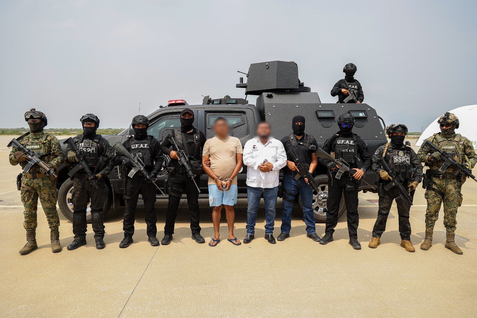 Omar H García Harfuch confirma captura del Presidente de Juchitán y “La Parca”; los vinculan con red de extorsión, homicidio y protección criminal a la célula delictiva del Cromo Omar H García Harfuch confirma captura del Presidente de Juchitán y “La Parca”; los vinculan con red de extorsión, homicidio y protección criminal a la célula delictiva del Cromo