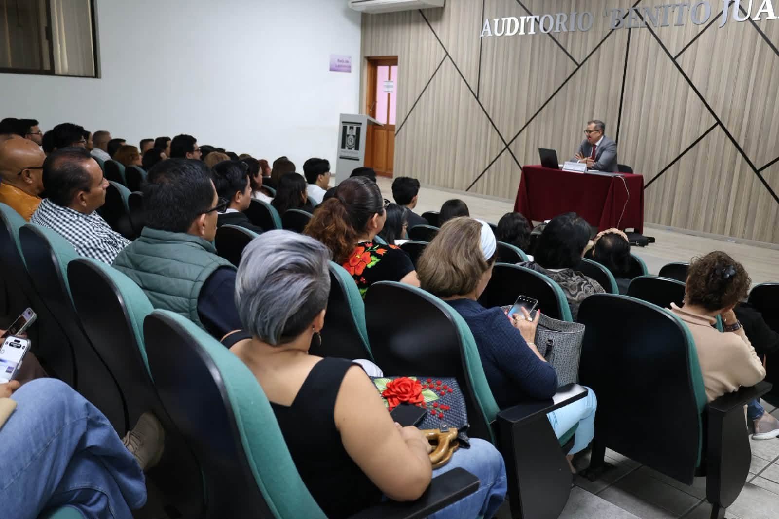 Imparte Poder Judicial seminario sobre responsabilidad médica y primeros auxilios
