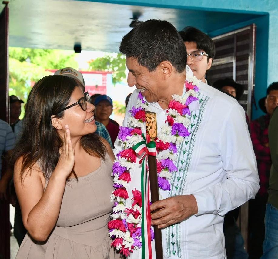 Anuncia Salomón Jara apoyos integrales en favor del desarrollo de Santa Cruz Zenzontepec Anuncia Salomón Jara apoyos integrales en favor del desarrollo de Santa Cruz Zenzontepec