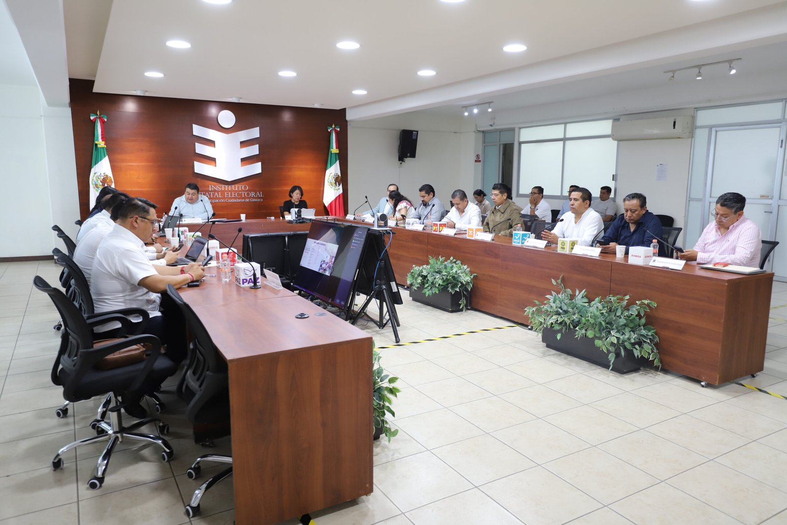 En Sesión Ordinaria IEEPCO da seguimiento a actividades institucionales En Sesión Ordinaria IEEPCO da seguimiento a actividades institucionales