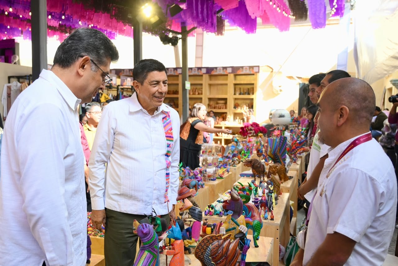 Más de 100 artesanas y artesanos recibirán al mundo en “Casa Hecho en Oaxaca” Más de 100 artesanas y artesanos recibirán al mundo en “Casa Hecho en Oaxaca”